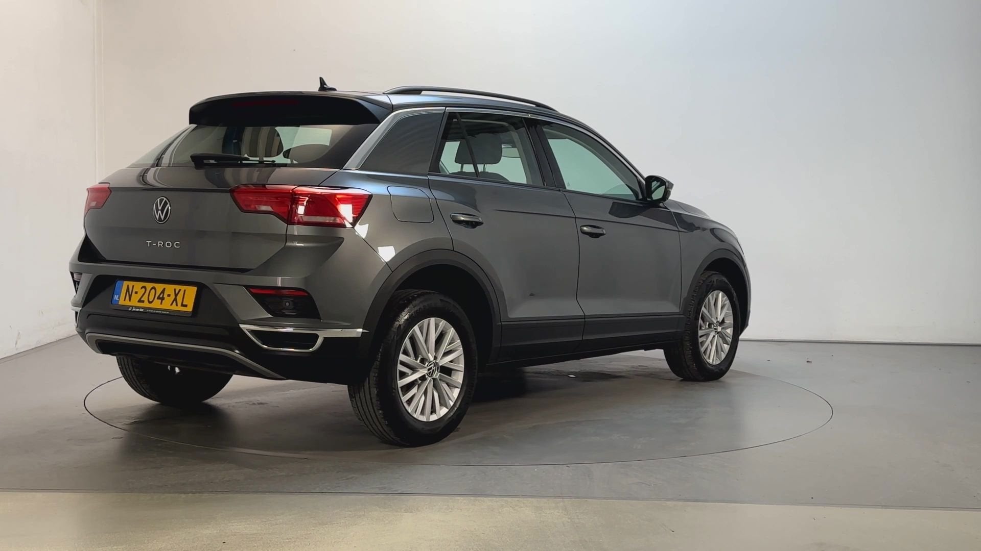 Volkswagen T-Roc 1.0 TSI Style Camera Navigatie DAB+ Climate, Auto's, Volkswagen, Voorwielaandrijving, Stof, Gebruikt, Met garantie (alle)