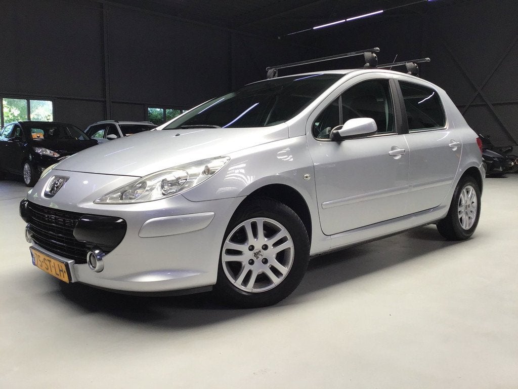 Peugeot 307 1.6-16V XS I New Distributie + Waterpomp + APK +, Voorwielaandrijving, Stof, Gebruikt, 4 cilinders