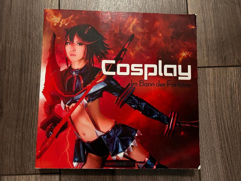 Boek Cosplay Duitstalig, Ophalen of Verzenden, Gelezen