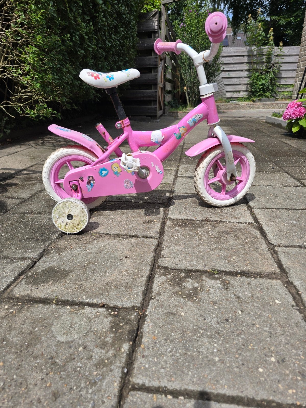 Meisjes fiets, Ophalen