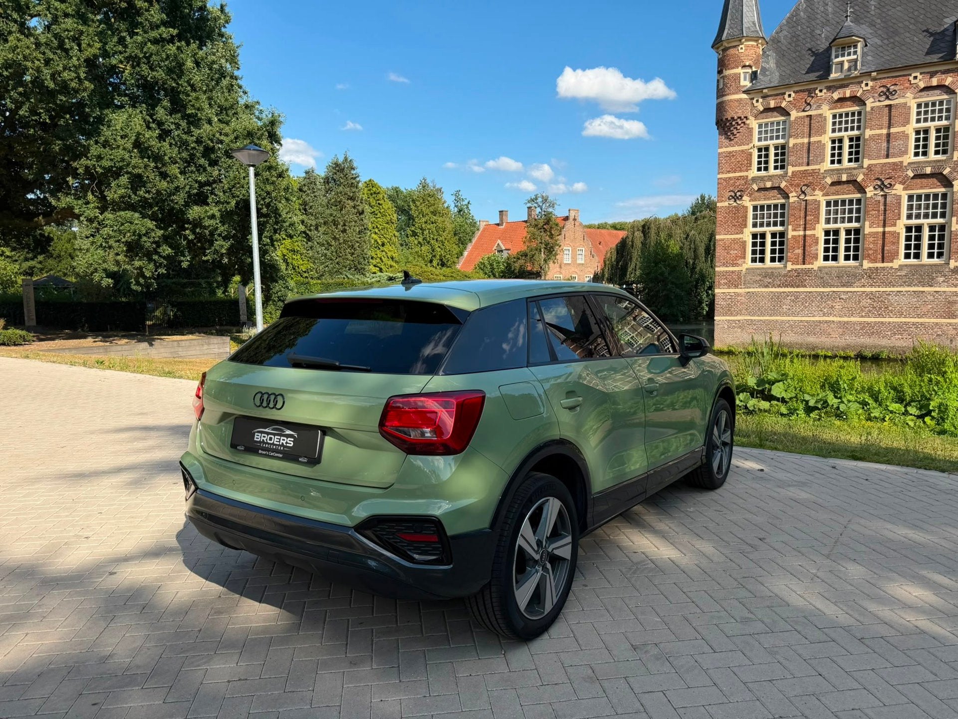 Audi Q2 30 TFSI S Edition|S-LINE|LEDER|LAGE KM|PARKEERHULP|C, Auto's, Audi, Voorwielaandrijving, Gebruikt, Leder, Bedrijf