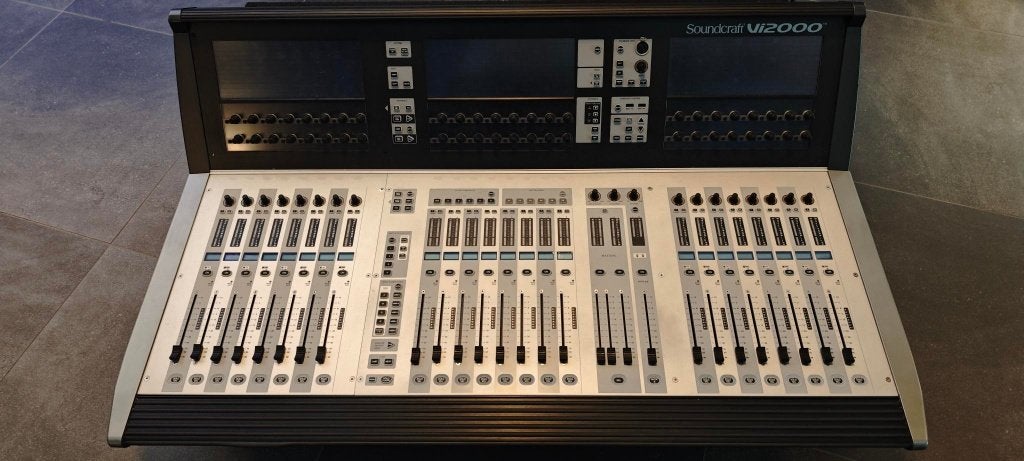 Soundcraft VI 2000 & Soundcraft VI3000, Ophalen, Gebruikt, 20 kanalen of meer