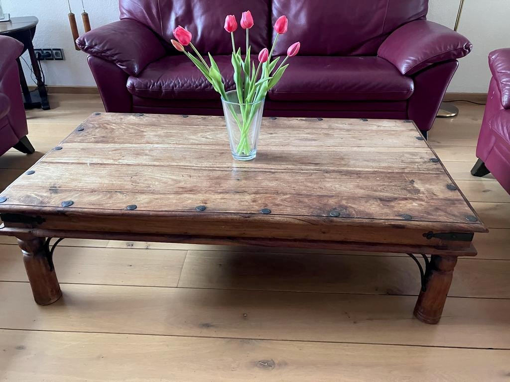 Antieke Houten Salontafel met IJzeren Details, kloostertafel, Huis en Inrichting, Tafels | Salontafels, Ophalen, Gebruikt, 100 tot 150 cm