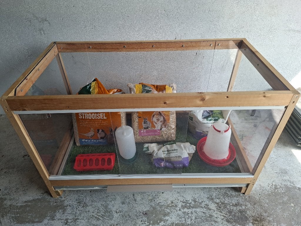 Kleine dierenkooi, Kooi, Zo goed als nieuw, 75 tot 110 cm, Ophalen