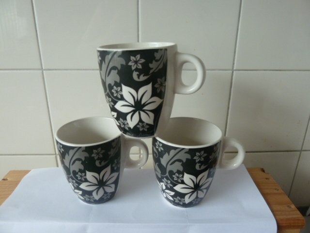 Senseo Mokjes - Zwart/Wit - 3 stuks - Samen € 1,50, Ophalen of Verzenden, Zo goed als nieuw, Overige stijlen, Kop(pen) en/of Schotel(s)