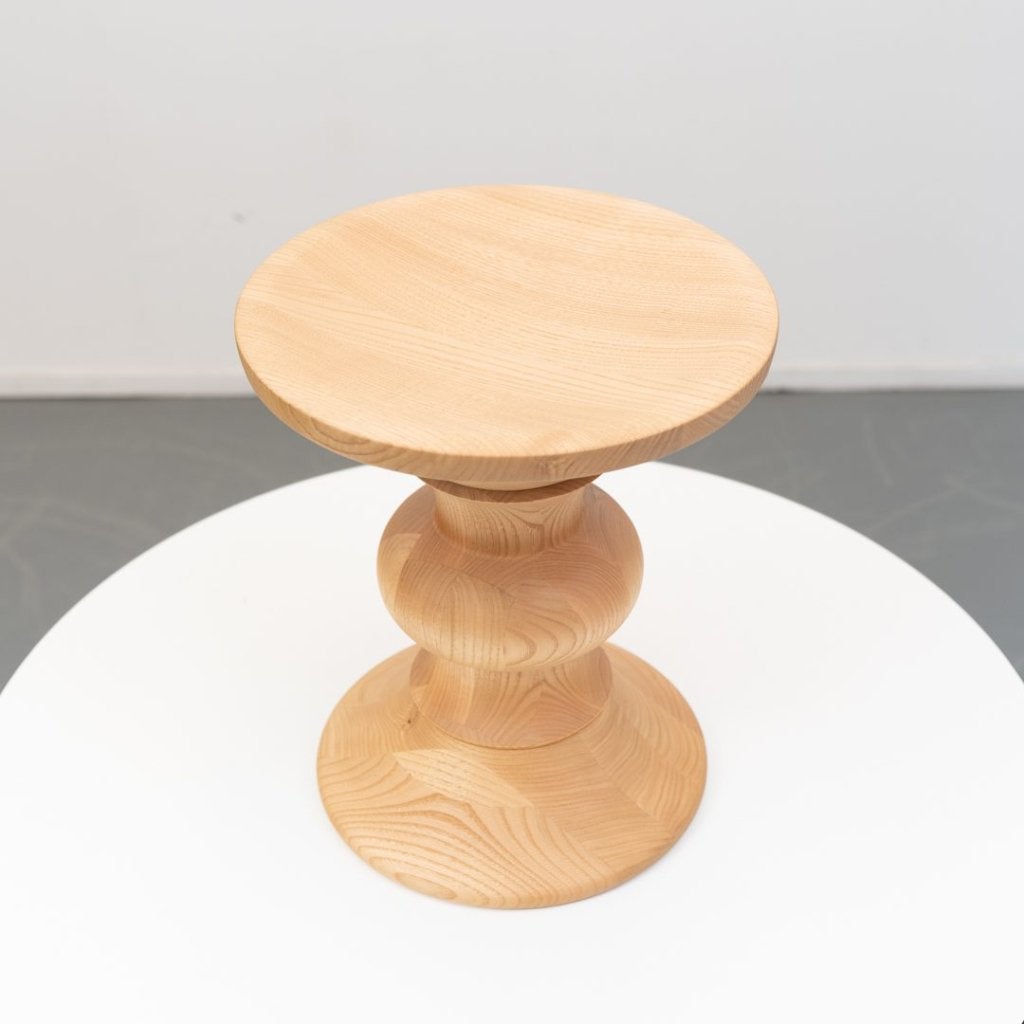 Vitra Eames Stool Krukje Kastanjehout (B), Niet ingevuld, Nieuw, Niet ingevuld, Niet ingevuld