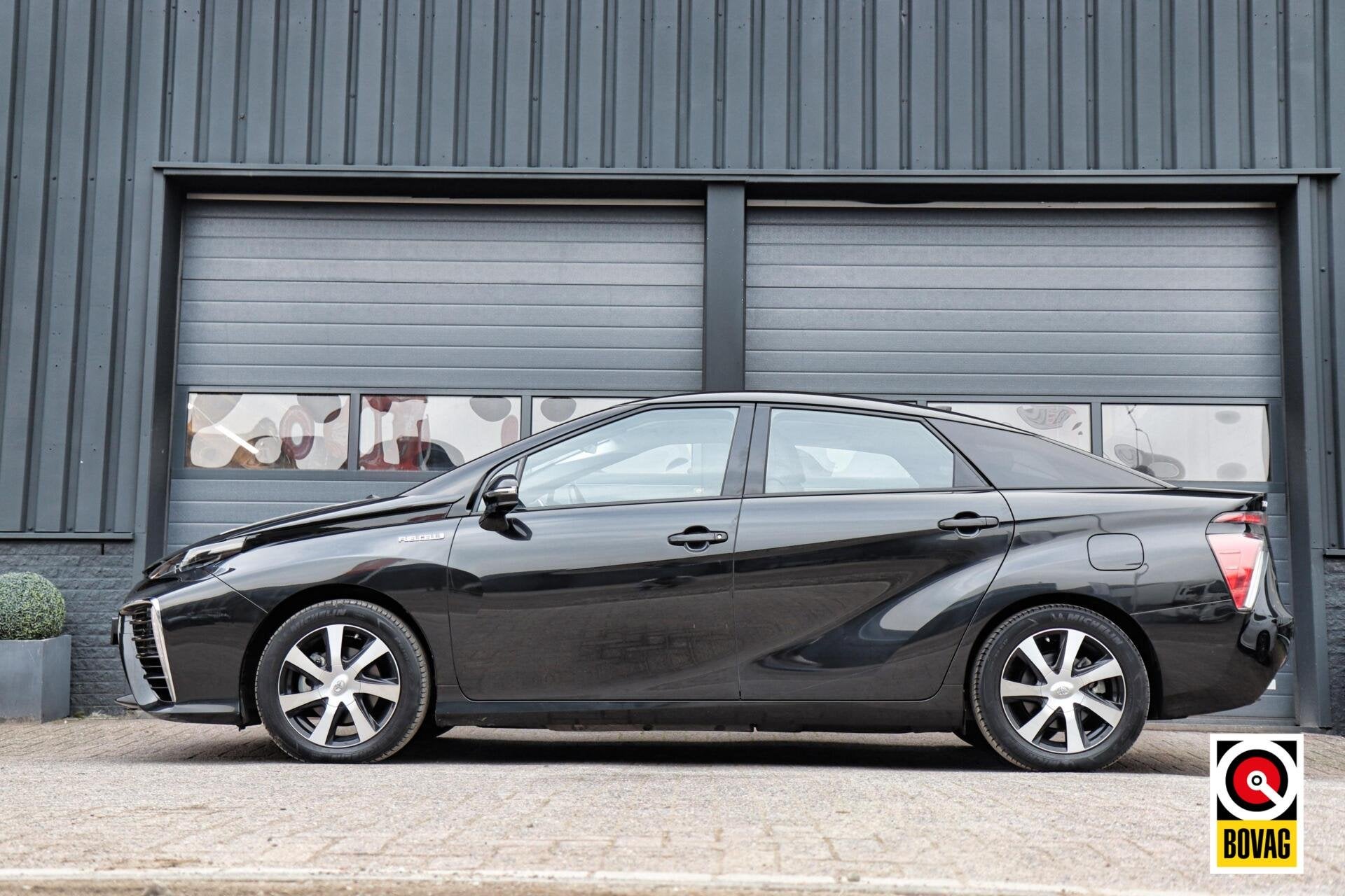 Toyota Mirai Dynamic Waterstof Automaat /LED/LEDER/CAMERA/ST, Auto's, Gebruikt, Mirai, Met garantie (alle), Waterstof