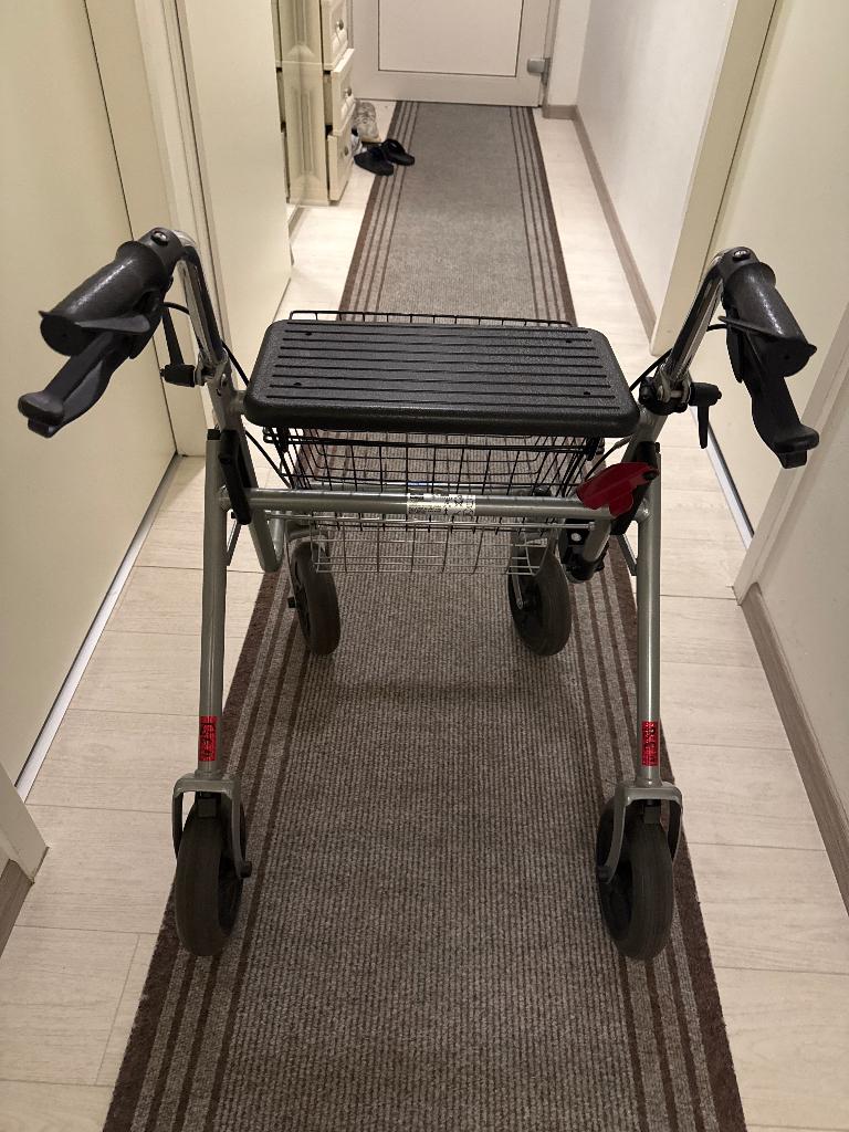Rollator, Diversen, Rollators, Ophalen, Gebruikt