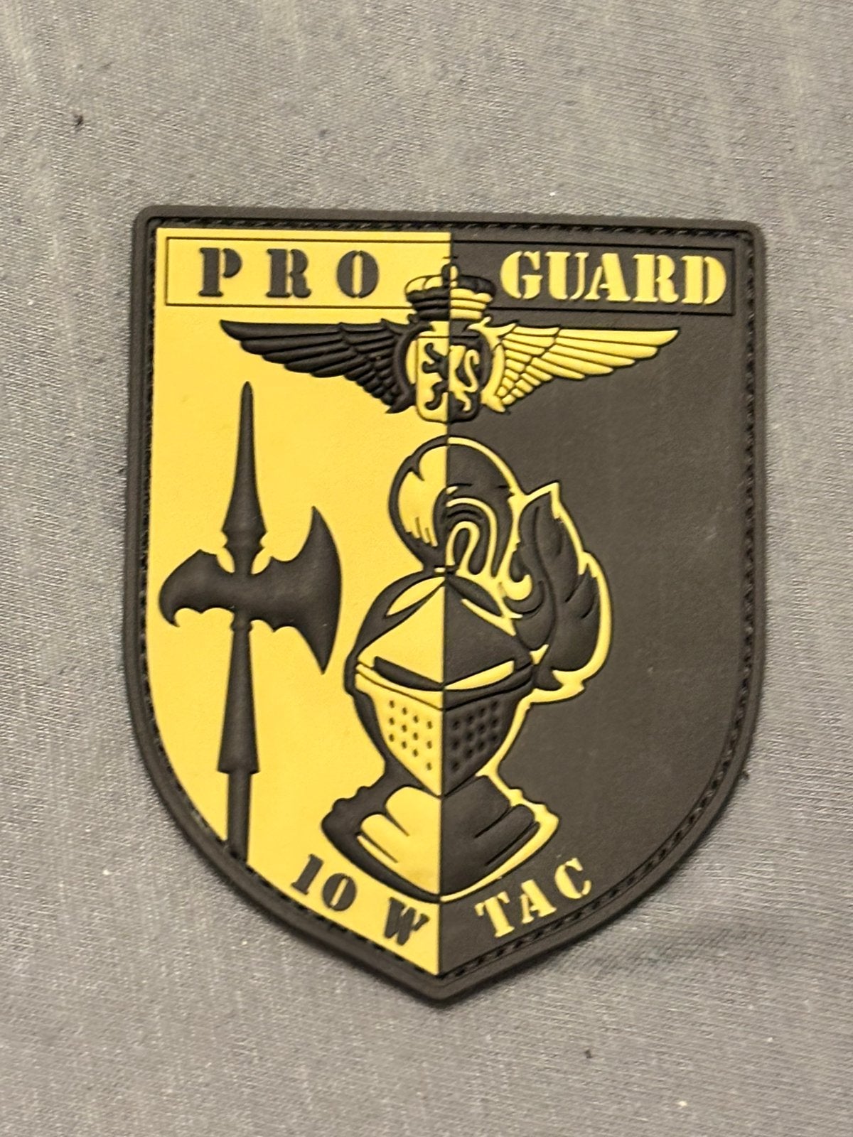 Pvc embleem pro guard 10W tac, Verzamelen, Verzenden, Luchtmacht, Overige gebieden, Embleem of Badge