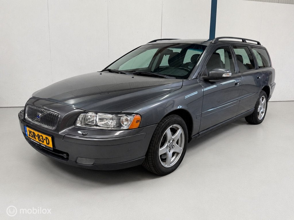 Volvo V70 2.5T AWD Edition AUTOMAAT, Automaat, 1598 kg, 2521 cc, V70