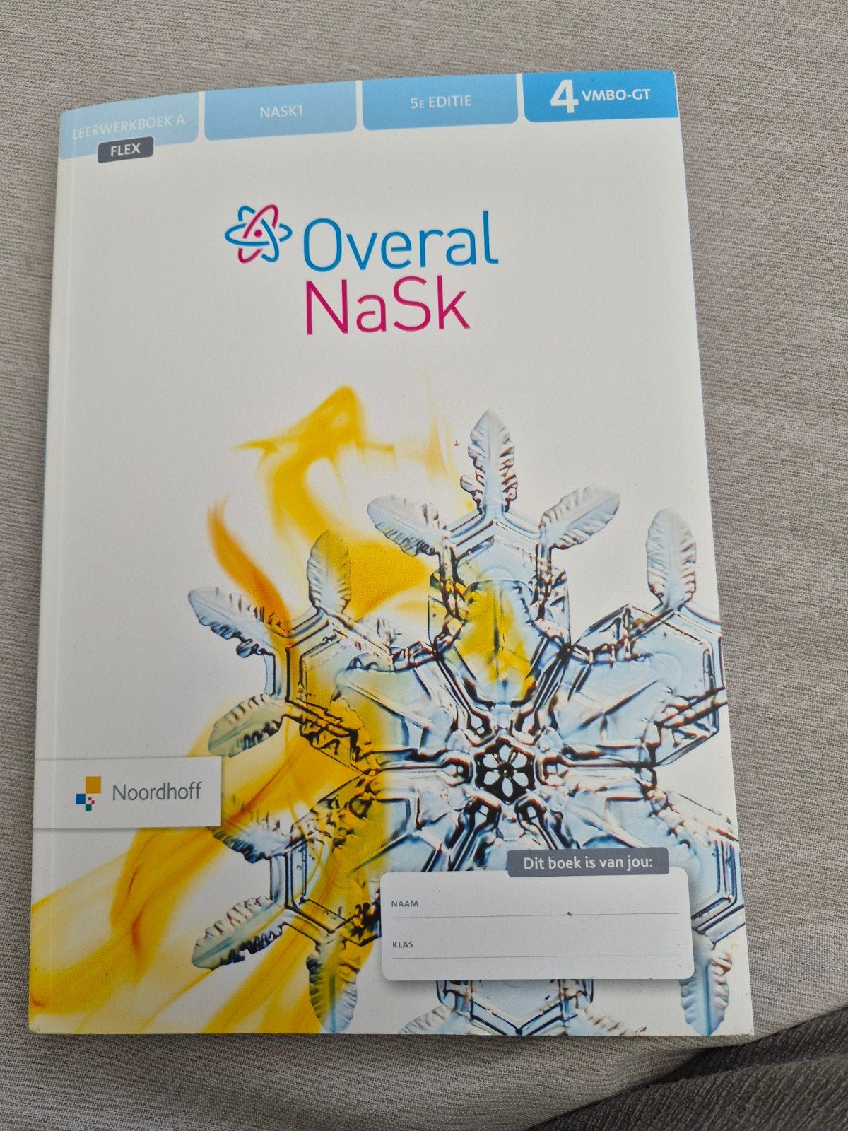 Overal NaSk1 5e ed vmbo-gt 4 FLEX leerwerkboek A, Ophalen of Verzenden, Zo goed als nieuw