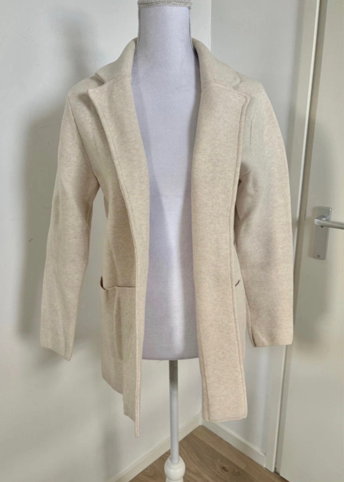 Nieuw met kaartje! Co’Couture jurk - maat S/36, Ophalen of Verzenden, Zo goed als nieuw, Maat 38/40 (M), Beige
