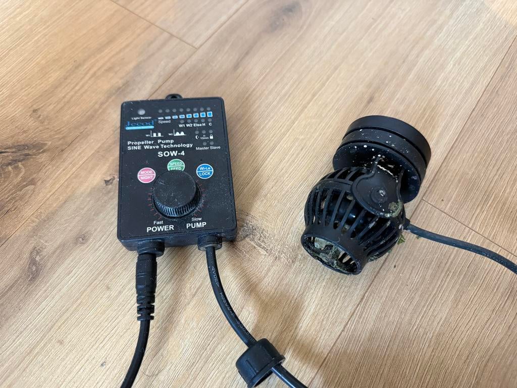 Jecod SOW4 Jebao, zeeaquarium stromingspomp, Ophalen of Verzenden, Inclusief controller, Zo goed als nieuw, Overige typen