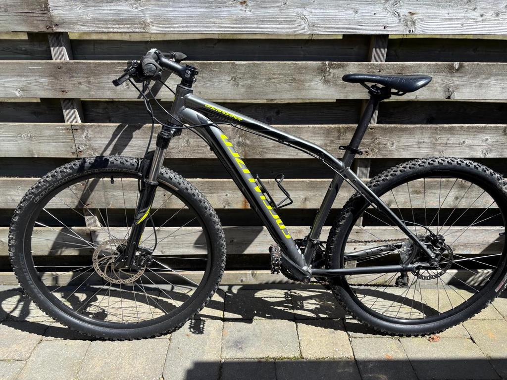 Specialized rockhopper, Fietsen en Brommers, Fietsen | Mountainbikes en ATB, Ophalen, Zo goed als nieuw, Overige merken