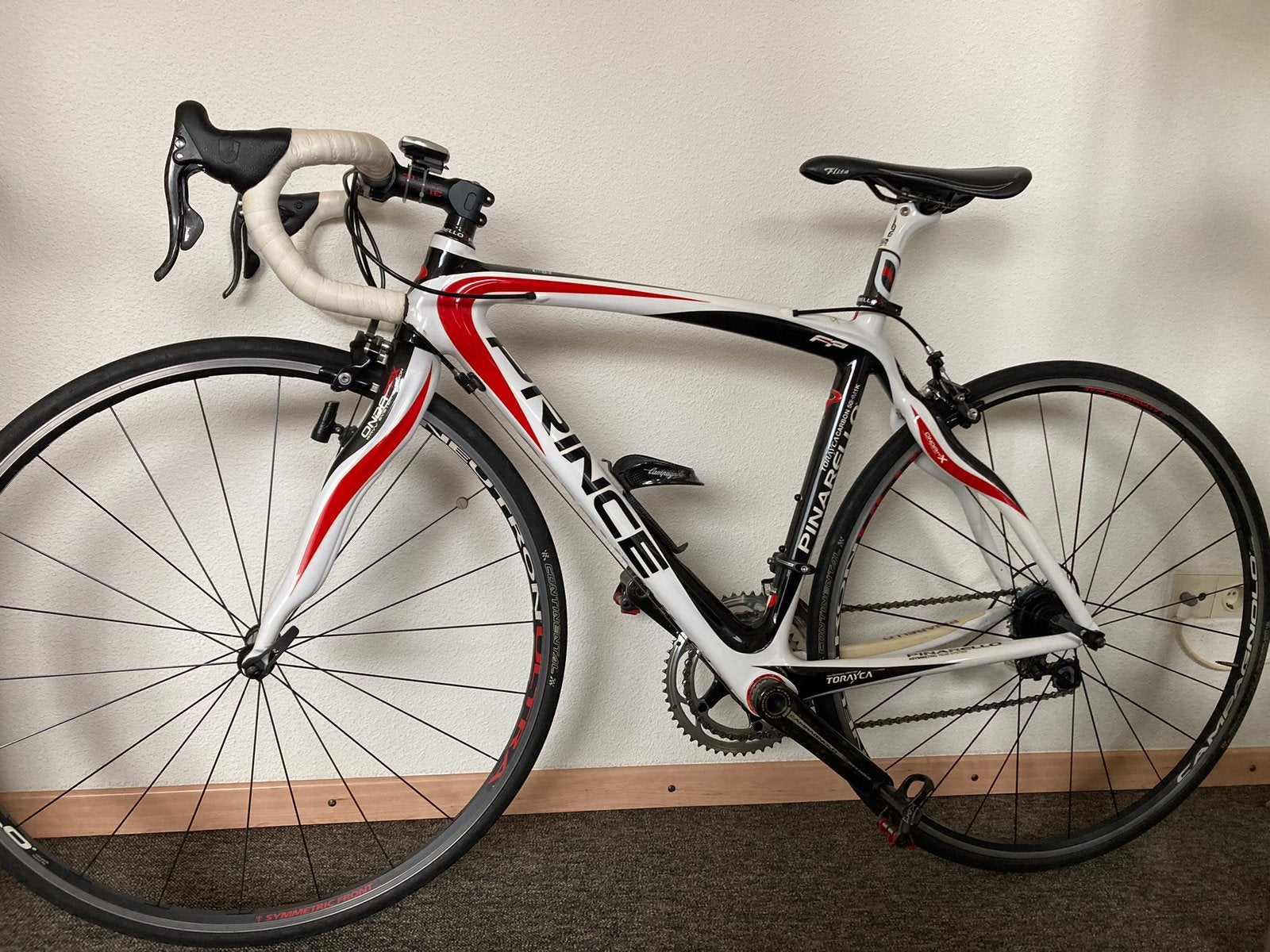 Pinarello prins in goed staat met wiel tassen maat 48, 28 inch, Carbon, Minder dan 49 cm, Zo goed als nieuw