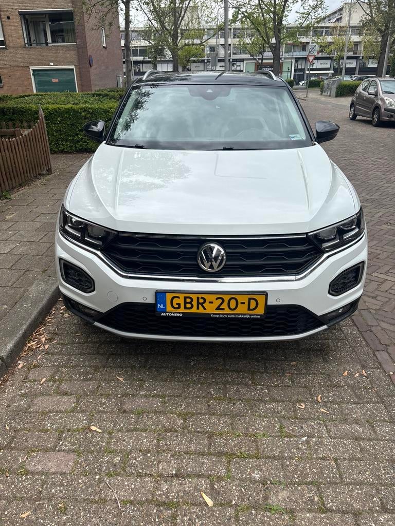 Volkswagen T-Roc 1.5 TSI 150pk 7-DSG 2018 Wit, Auto's, Volkswagen, 1498 cc, Euro 6, 4 cilinders, Wit