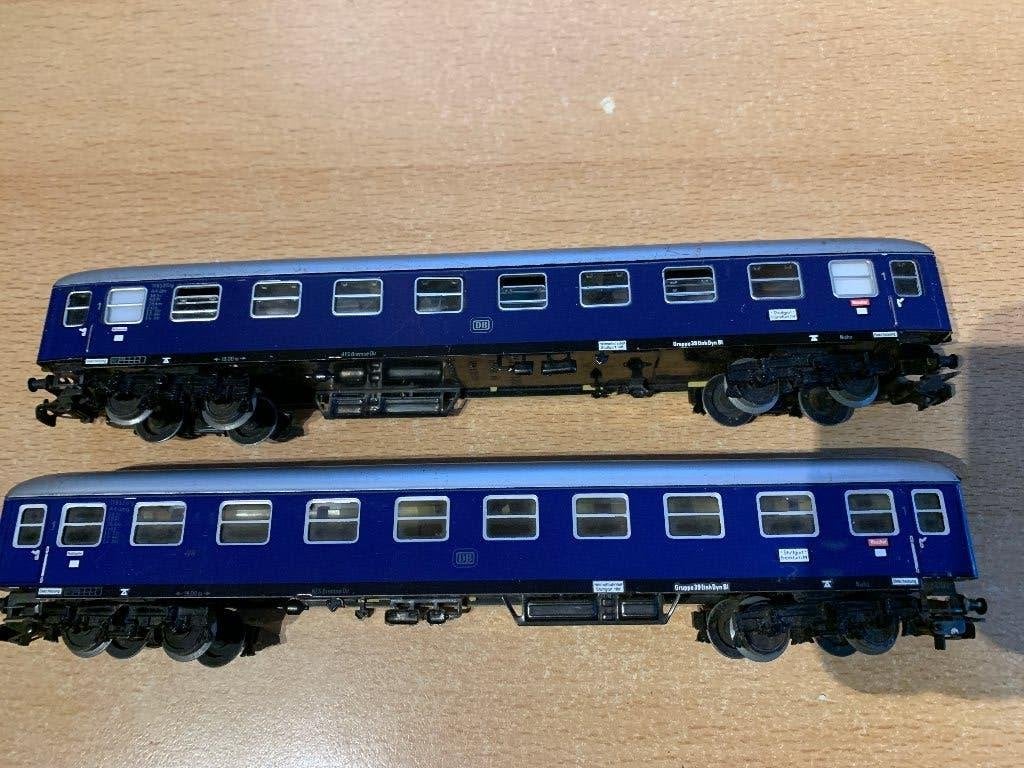 Märklin 4032??  H0 2 stuks Personenrijtuig, Wisselstroom, Gebruikt, Wagon, Ophalen of Verzenden