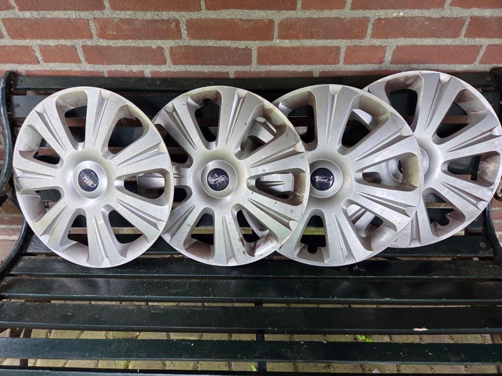 Ford wieldoppen, Auto diversen, Ophalen of Verzenden