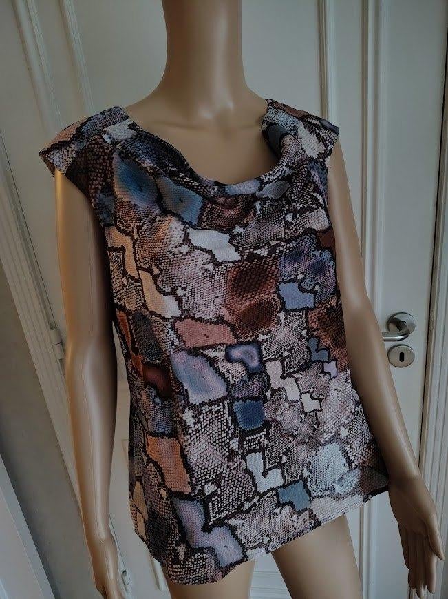 mouwloze blouse van mayerline, Kleding | Dames, Maat 38/40 (M), Mayerline, Zo goed als nieuw, Verzenden