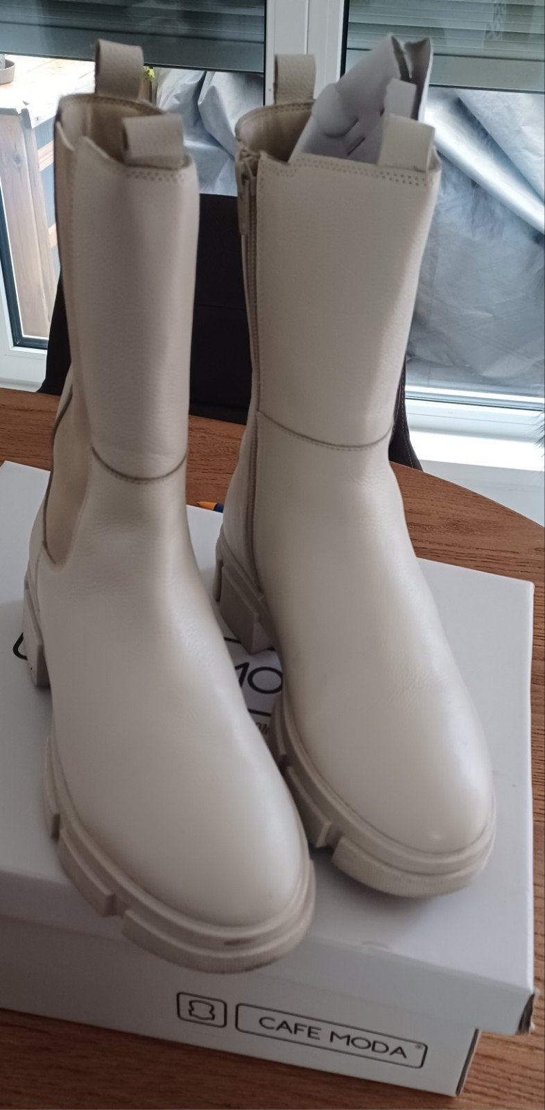 Laarzen maat 38, kleur Ice, Kleding | Dames, Hoge laarzen, Beige, Cafe Moda, Ophalen of Verzenden