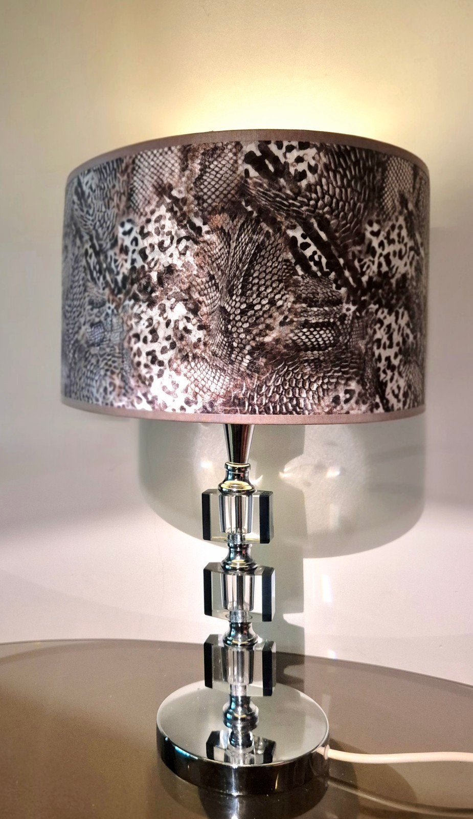 Chroom staande lamp Eric Kuster stijl velours dierenprint, Huis en Inrichting, Lampen | Tafellampen, Stof, Hollywood regency, Ophalen of Verzenden