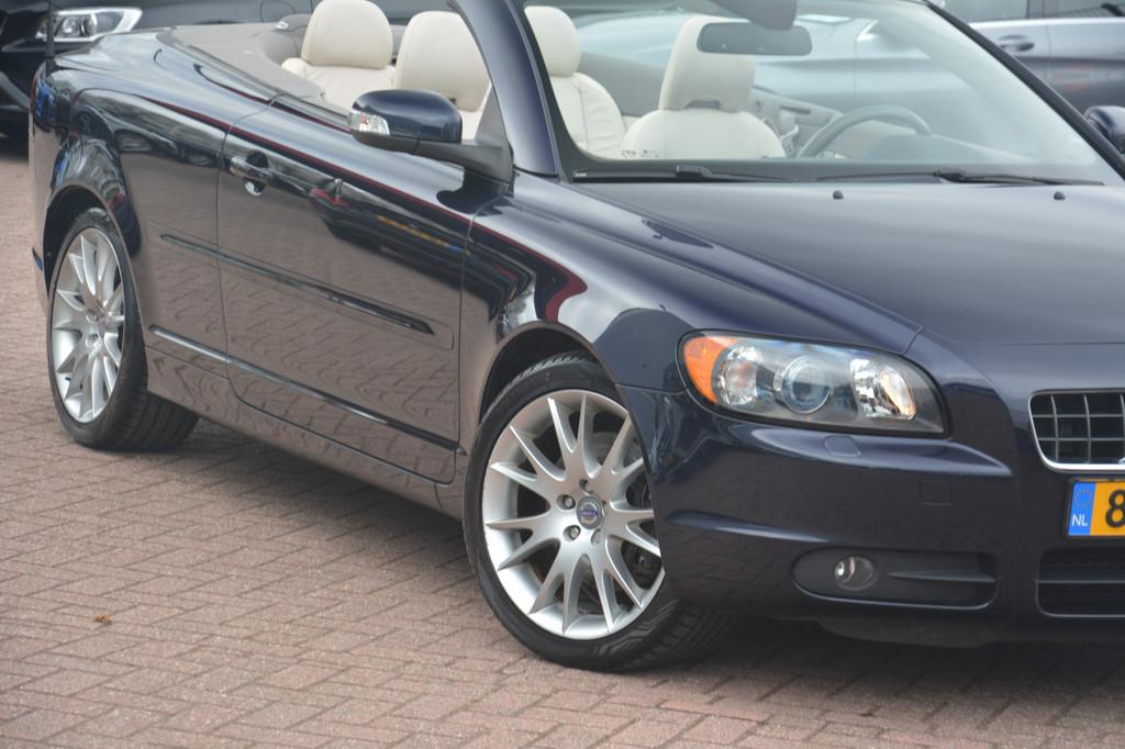 Volvo C70 Convertible 2.4 D5 Summum | Navigatie | Xenon | Me, C70, Gebruikt, 197 €/maand, Cabriolet
