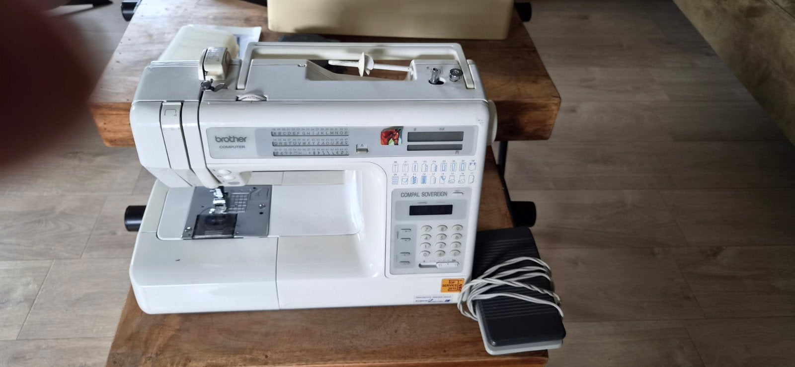 Brother Compal Sovereign 847 Naaimachine, Hobby en Vrije tijd, Naaimachines en Toebehoren, Ophalen, Gebruikt, Naaimachine, Brother