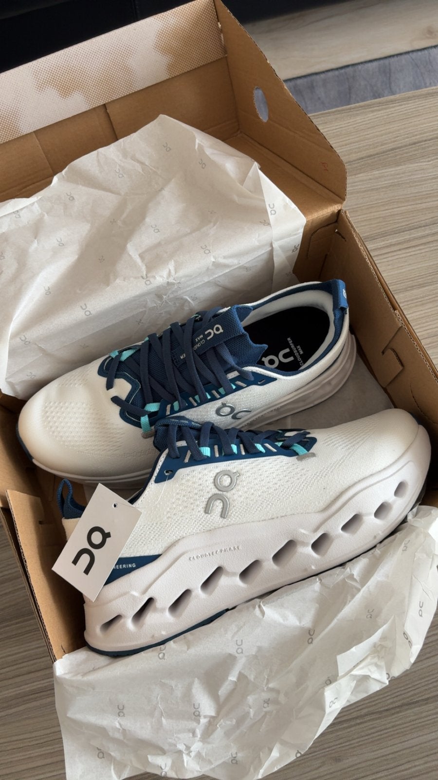 Nieuwe On Cloudmonster 2 hardloopschoenen, Ophalen of Verzenden, Nieuw, Wit, Sneakers of Gympen