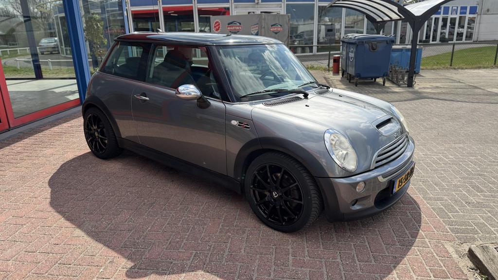 Mini Mini 1.6 Cooper S Chili CLIMA CRUISE PARROT, Voorwielaandrijving, Gebruikt, Zwart, 4 cilinders