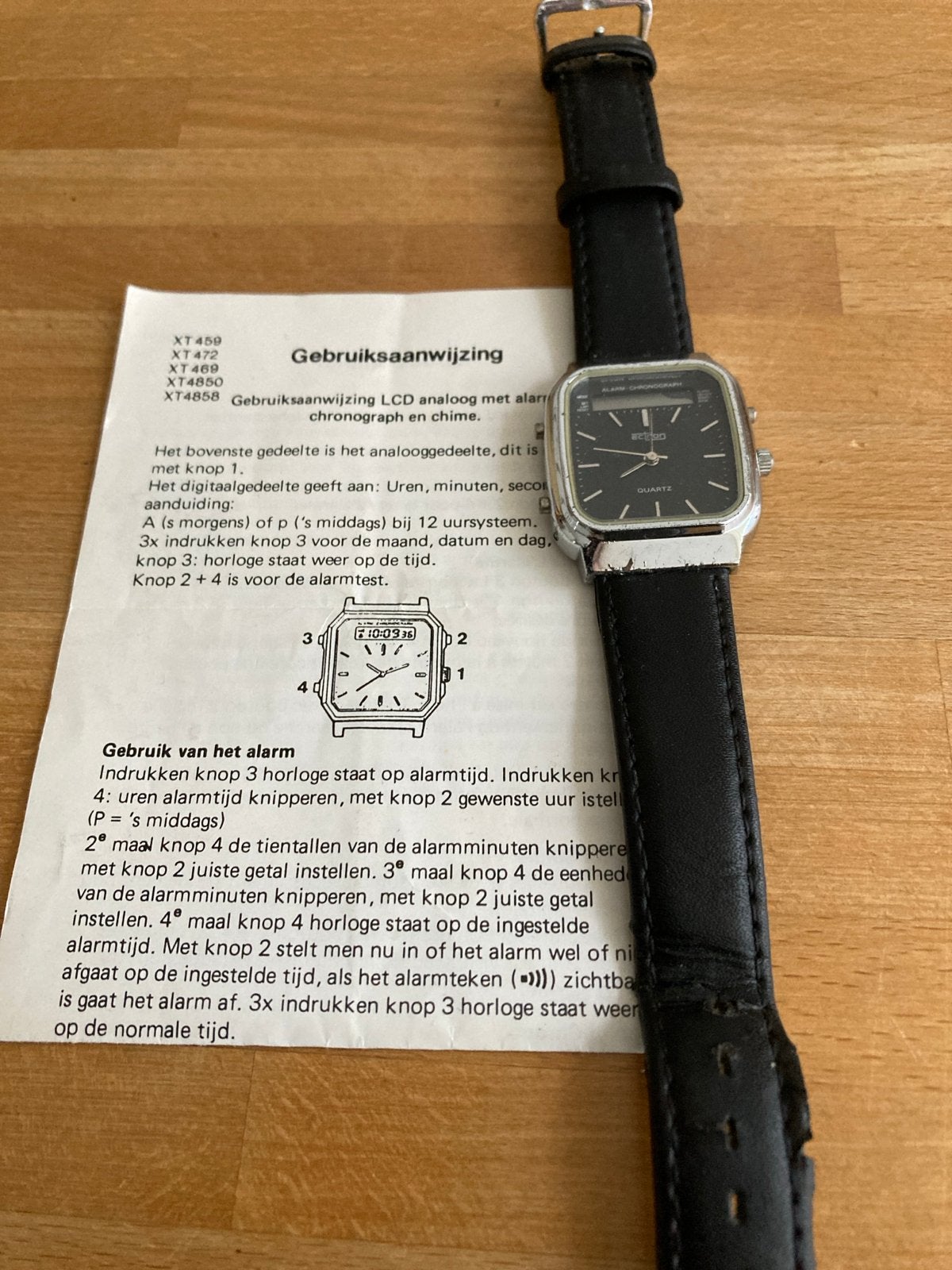 Vintage ectron  Polshorloge met Handleiding - Gebruikt, Casio, Staal, Polshorloge, Ophalen of Verzenden
