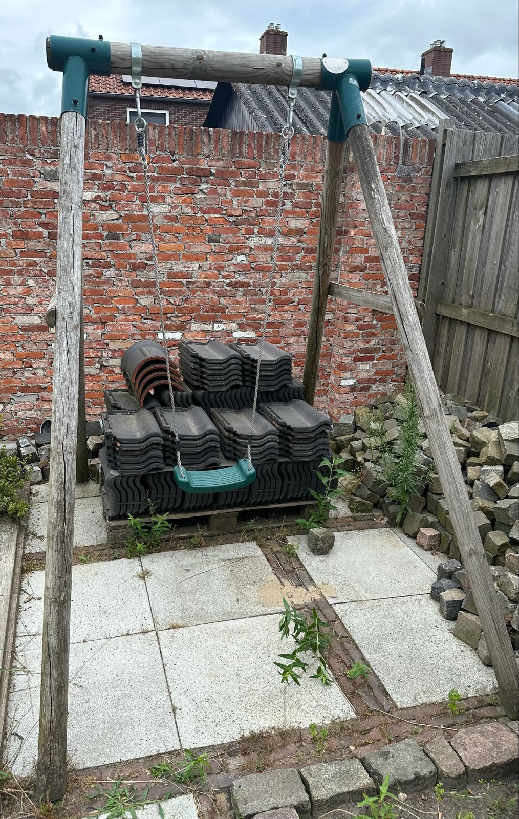 Houten tuin schommel, Kinderen en Baby's, Speelgoed | Buiten | Speeltoestellen, Ophalen, Gebruikt, Schommel