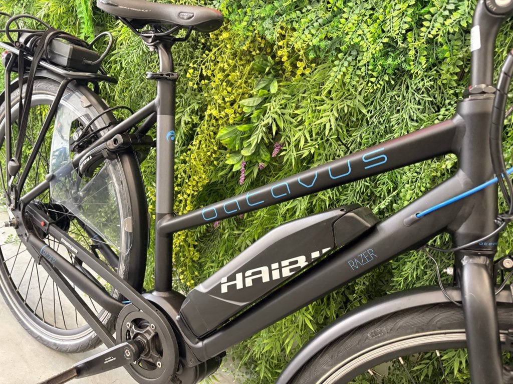 Foto 3 van Batavus Razer – Middenmotor - 400Wh - Alfine 8 - 53cm
