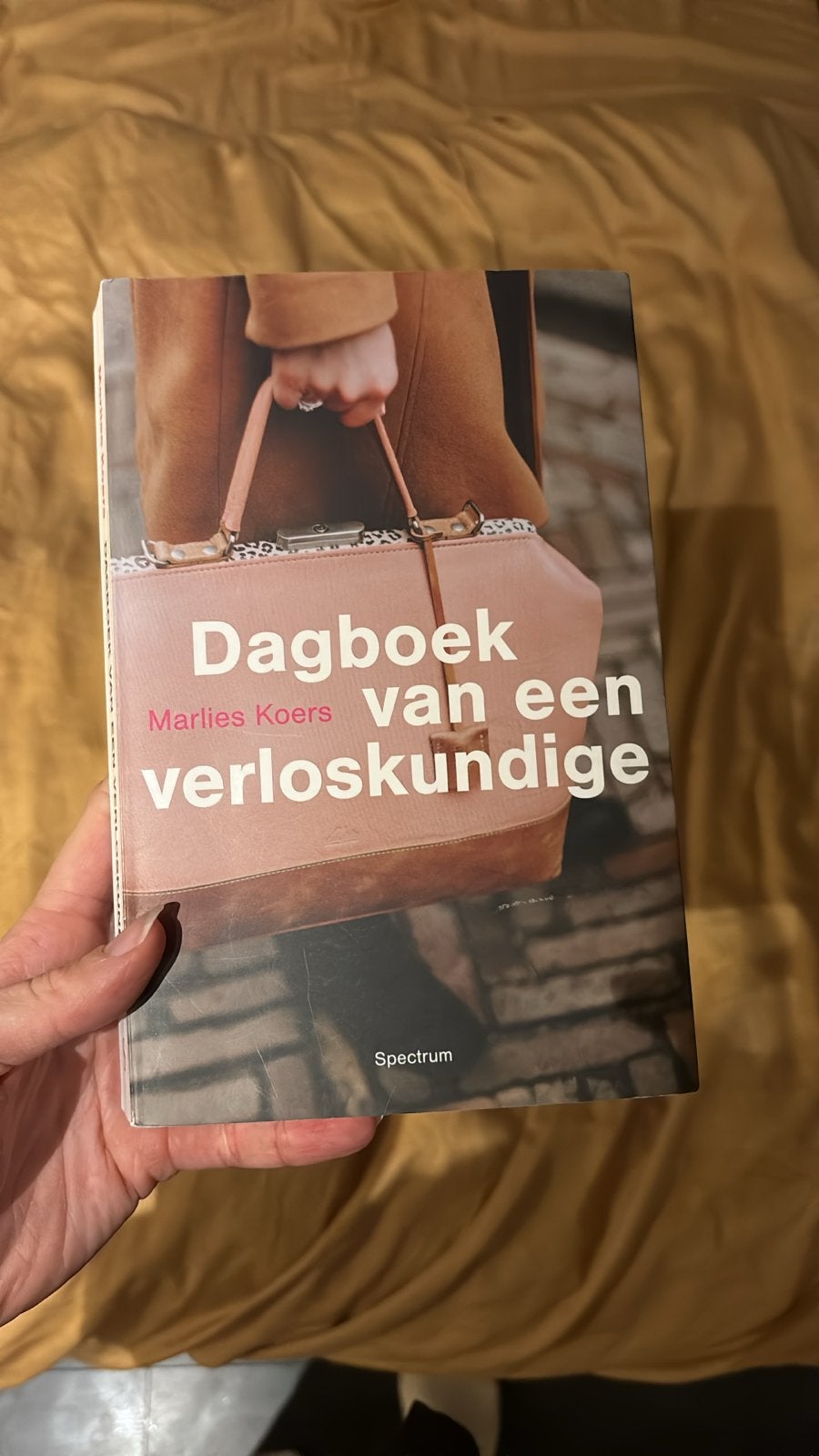 Dagboek van een verloskundige - Marlies Koers, Boeken, Ophalen of Verzenden, Gelezen, Nederland