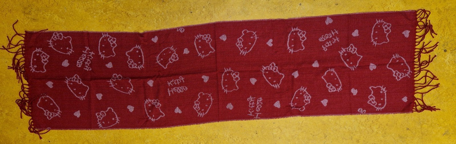 Nieuwe HELLO KITTY dames shawl, Ophalen of Verzenden, Nieuw, Maat 46/48 (XL) of groter, Sjaal