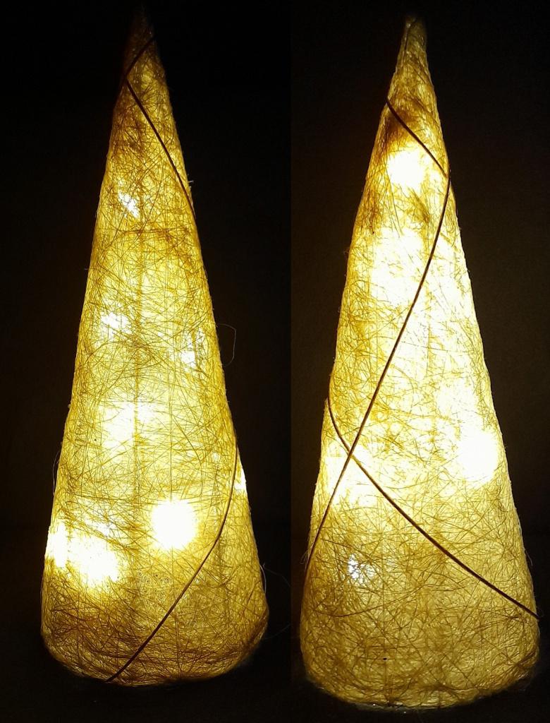 Set Decoratieve beige kegels met LED-verlichting, Ophalen of Verzenden, Gebruikt