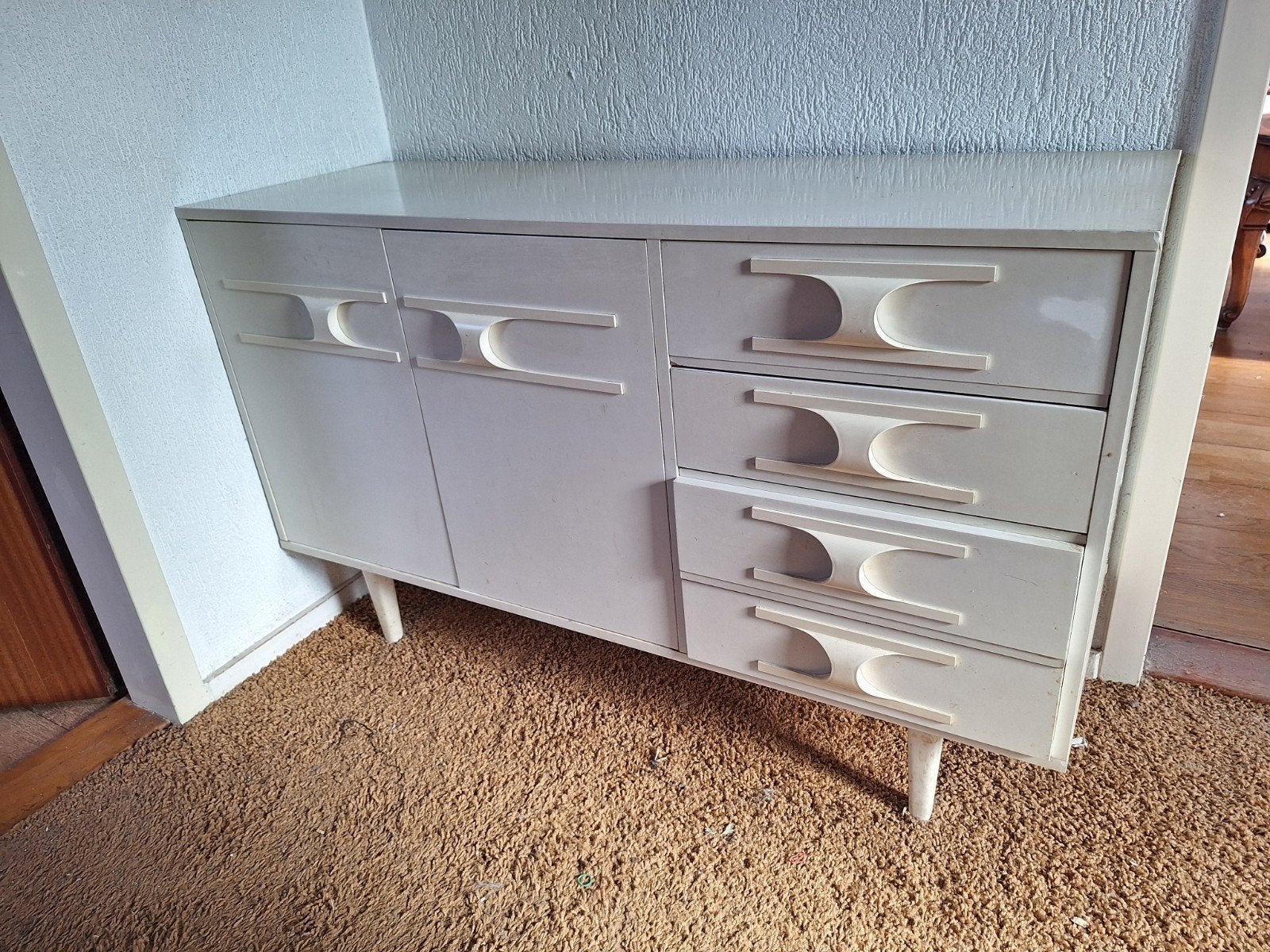 GRATIS: vintage Beautility dressoir mid century, Ophalen, Gebruikt, Vintage, Retro, 25 tot 50 cm