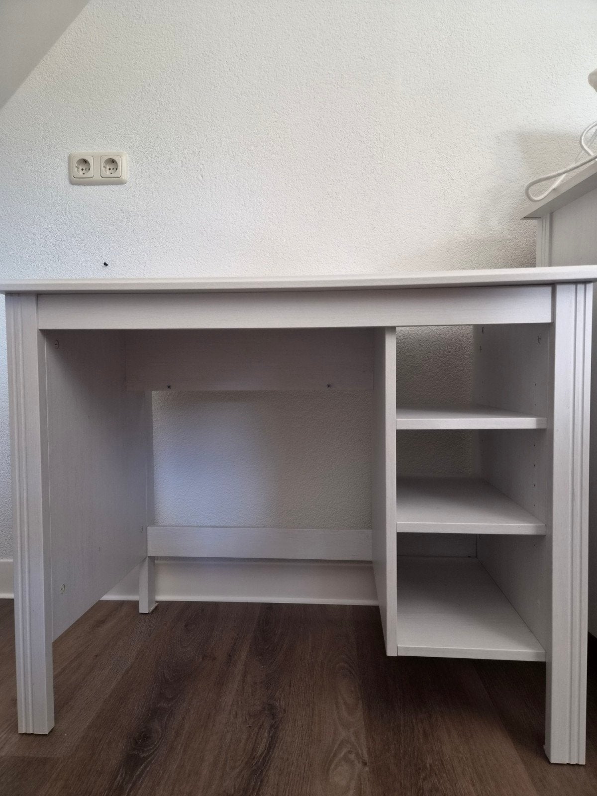 Bureau wit/grijs, Ophalen, Kinderbureau, Zo goed als nieuw, IKEA