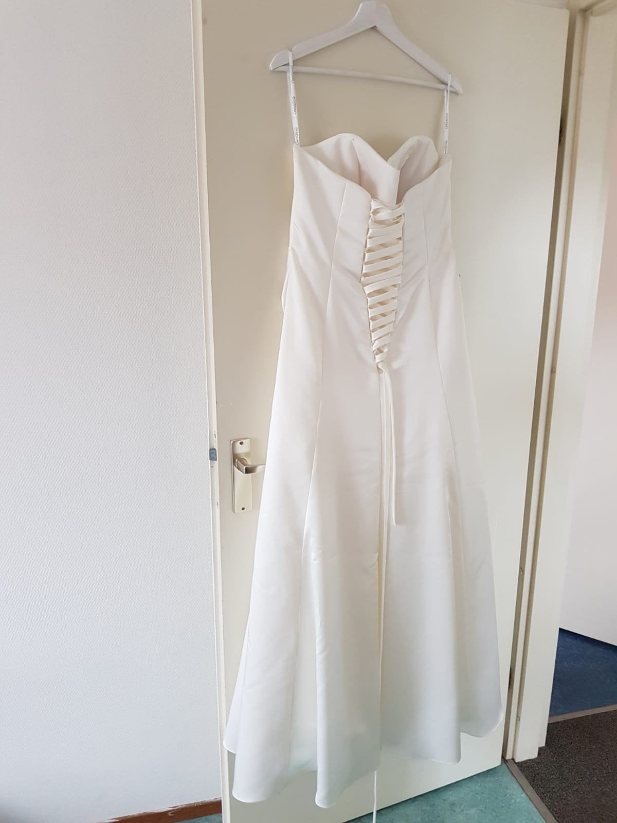 Beijer Besselink Trouwjurk - Maat 44/46, Kleding | Dames, Ophalen, Trouwjurk, Wit, Beijer Besselink