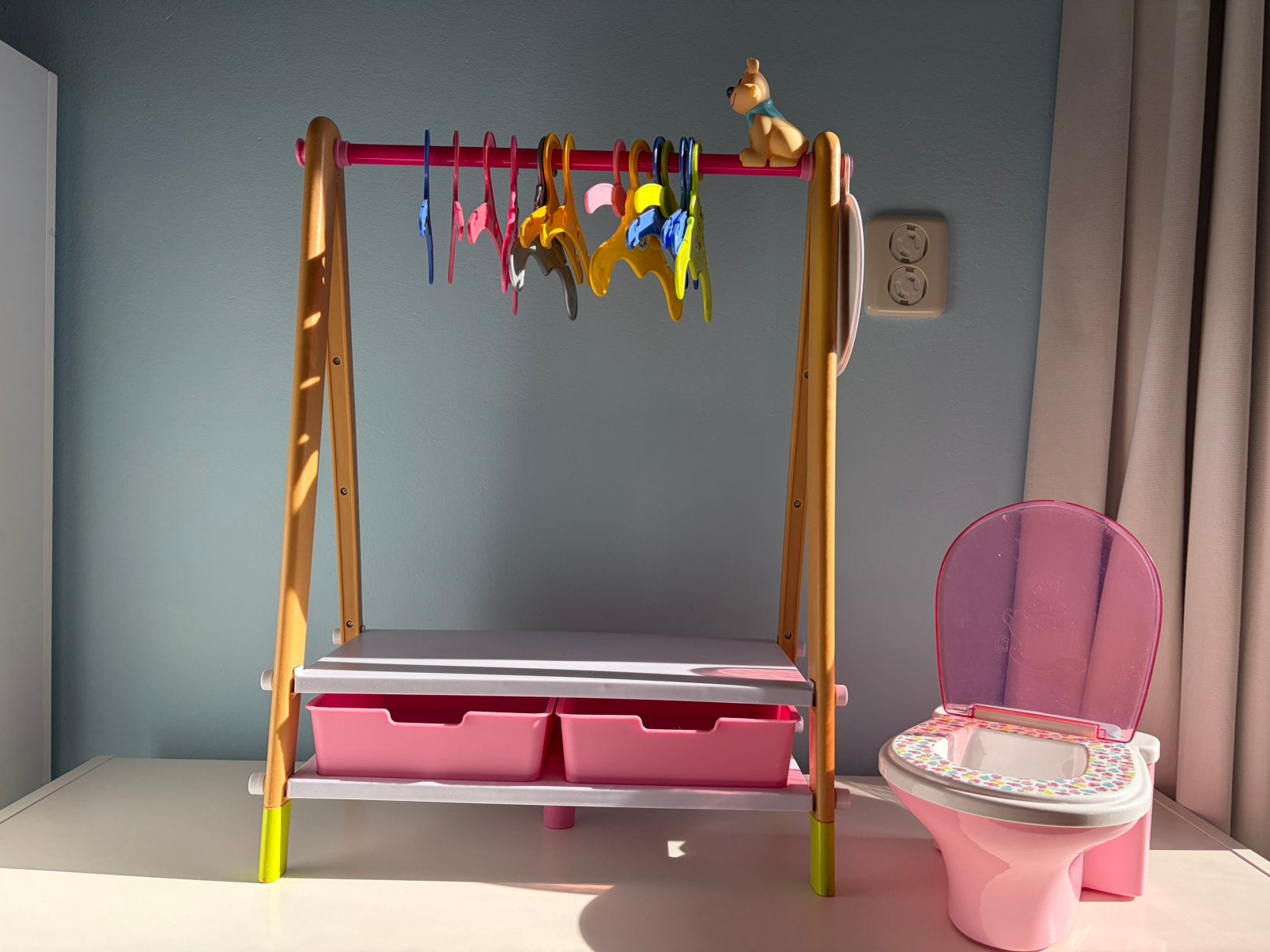 Baby Born kledingrek en wc, Ophalen, Gebruikt, Poppenhuis