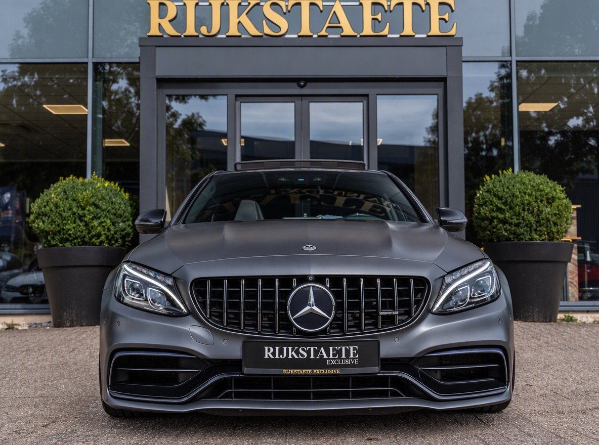 Mercedes C-klasse AMG C63S|PANO|KERAMISCH|BURMESTER|HUD|KUIP, Auto's, Automaat, Dealer onderhouden, Achterwielaandrijving, Gebruikt