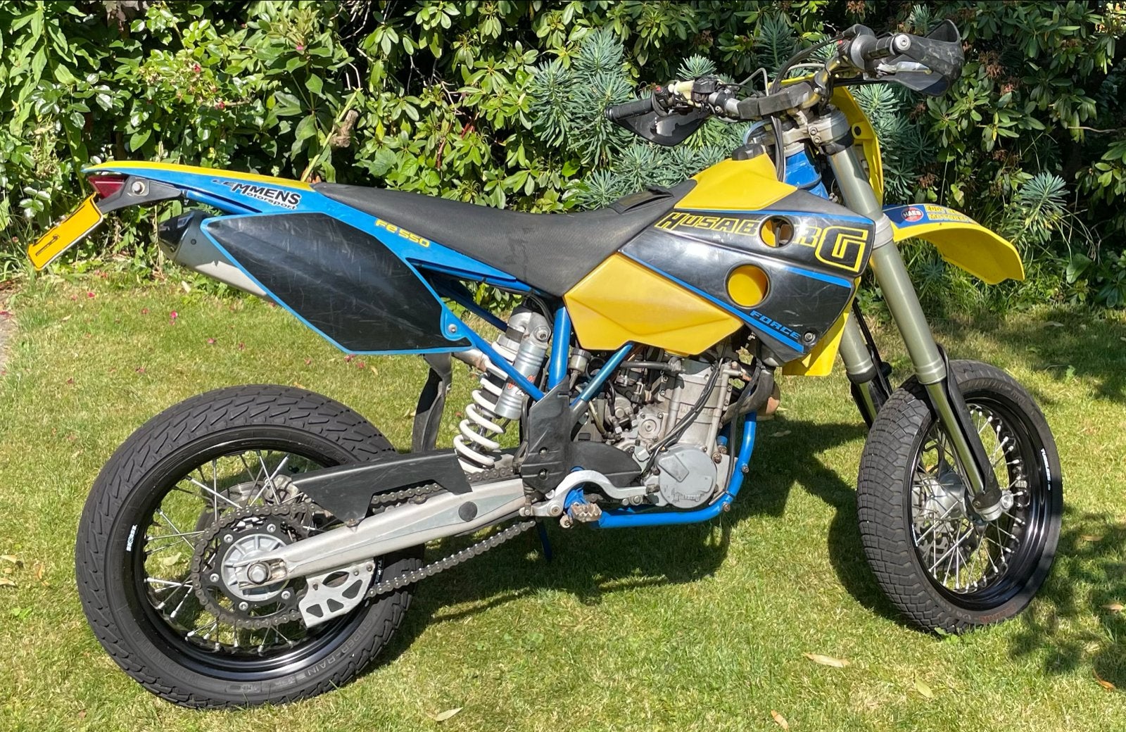 Husaberg FE 550 met cross en supermoto wielen, Gebruikt, Particulier, Meer dan 35 kW, Enduro