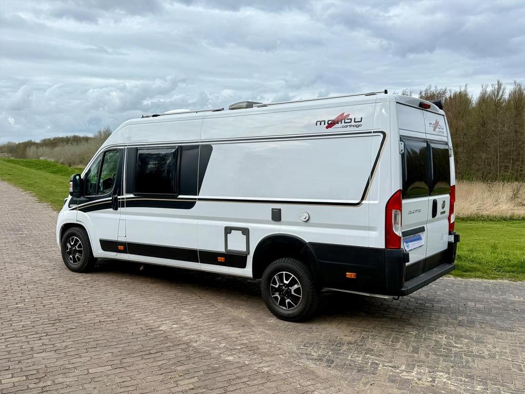 Malibu Van 640 LE Automaat, Lengtebedden,, Caravans en Kamperen, Automaat, Ringverwarming, Fiat, Tot en met 2