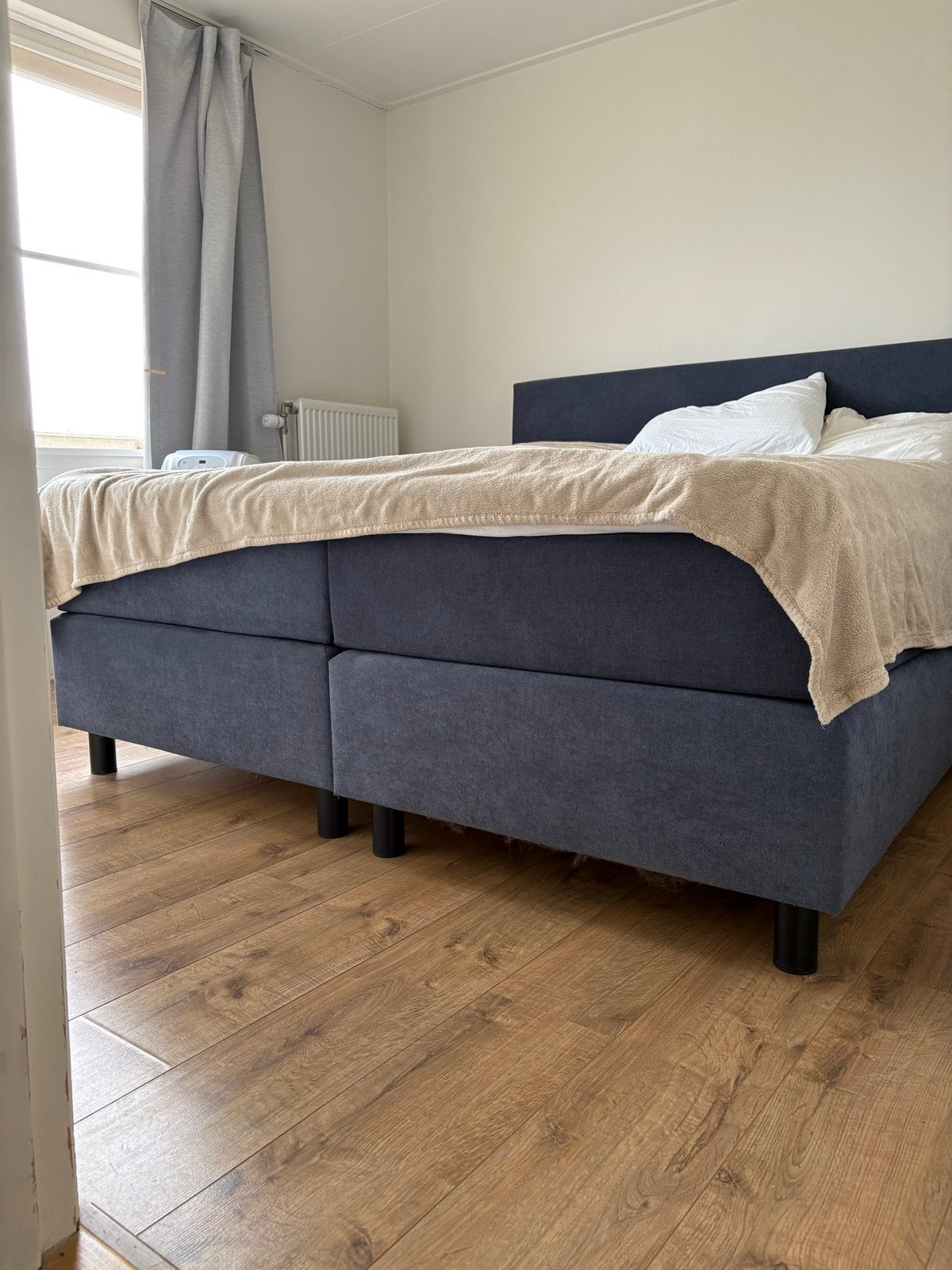Mooi 2-persoons bed met 2 losse matrassen (180x200 cm), Huis en Inrichting, Slaapkamer | Bedden, Ophalen, Gebruikt, Tweepersoons