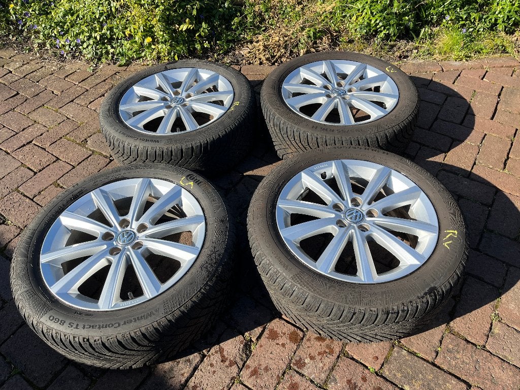 winterbanden met originele lichtmetalen velgen tbv VW Polo, Ophalen, Gebruikt, 16 inch, Banden en Velgen