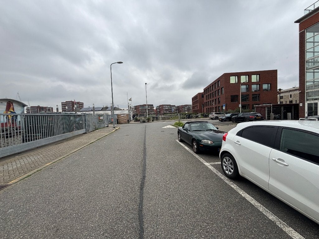 Parkeerplaats te huur – Kranenburgweg, Scheveningen, Huizen en Kamers, Den Haag