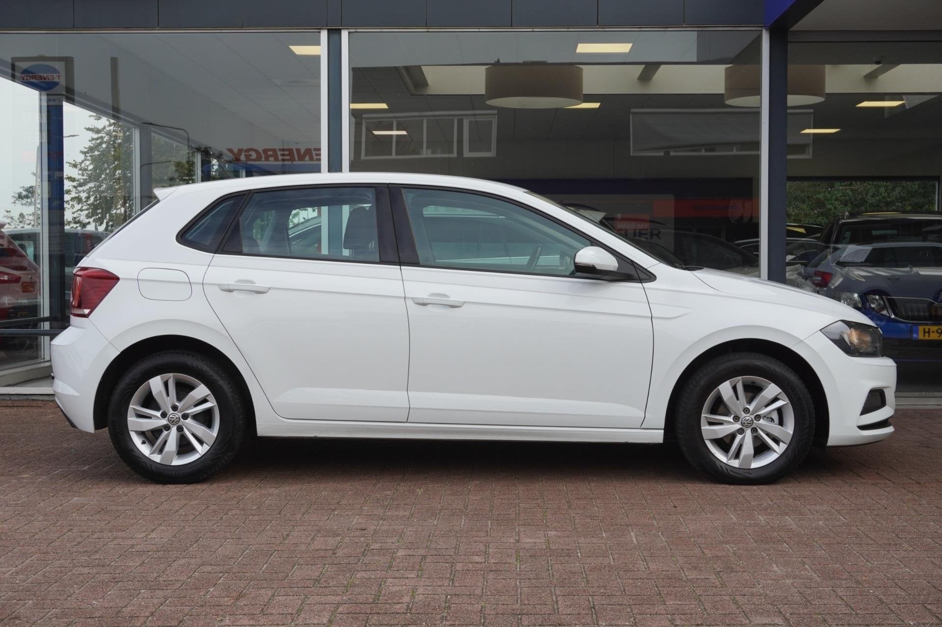 Volkswagen Polo 1.0 TSI Comfortline | 5deurs | Navigatie | E, Auto's, Dealer onderhouden, Stof, Gebruikt, Origineel Nederlands