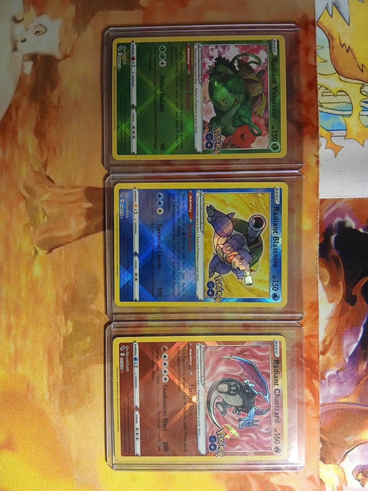 Radiant setje, Ophalen of Verzenden, Nieuw, Meerdere kaarten, Foil