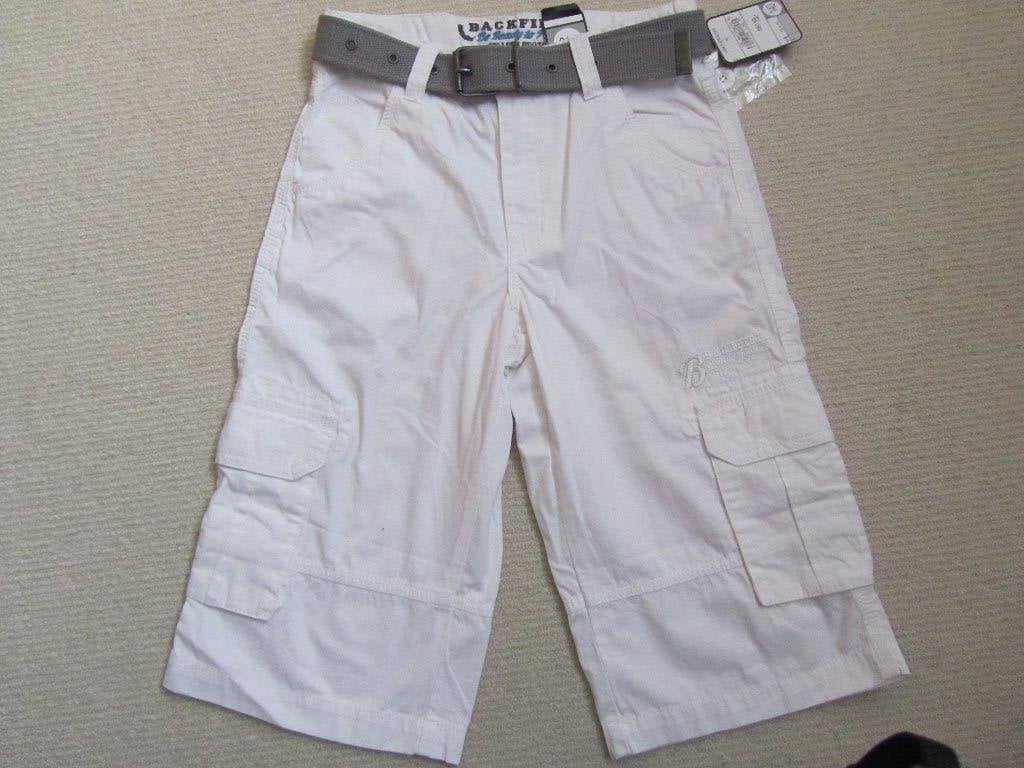 Witte kniebroek / short 140, Kinderen en Baby's, Kinderkleding | Maat 140, Broek, C&A, Verzenden, Nieuw