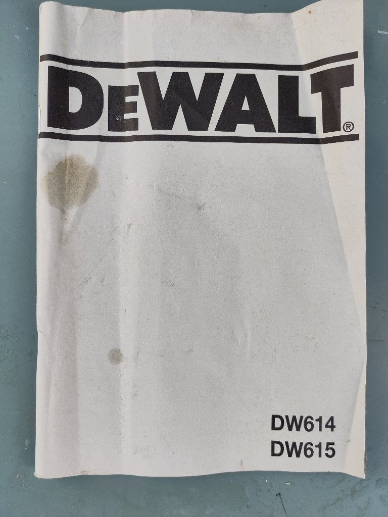 DeWalt DW614 Bovenfrees met accessoires, Doe-het-zelf en Verbouw, Gereedschap | Freesmachines, Gebruikt, DeWalt, Ophalen of Verzenden