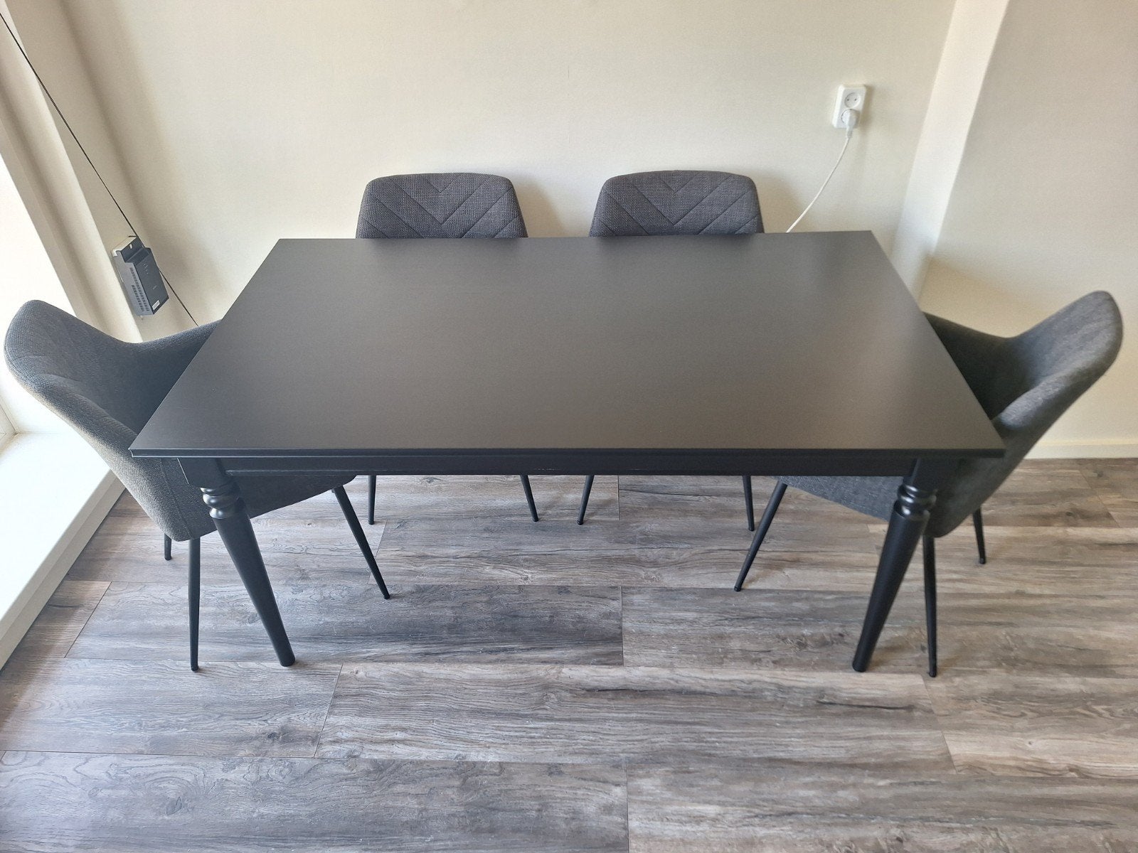 COMPLETE EETSET: IKEA Ingatorp en 4 JYSK Purhus Stoelen, Ophalen, Zo goed als nieuw, Scandinavisch, 4 tot 6 stoelen